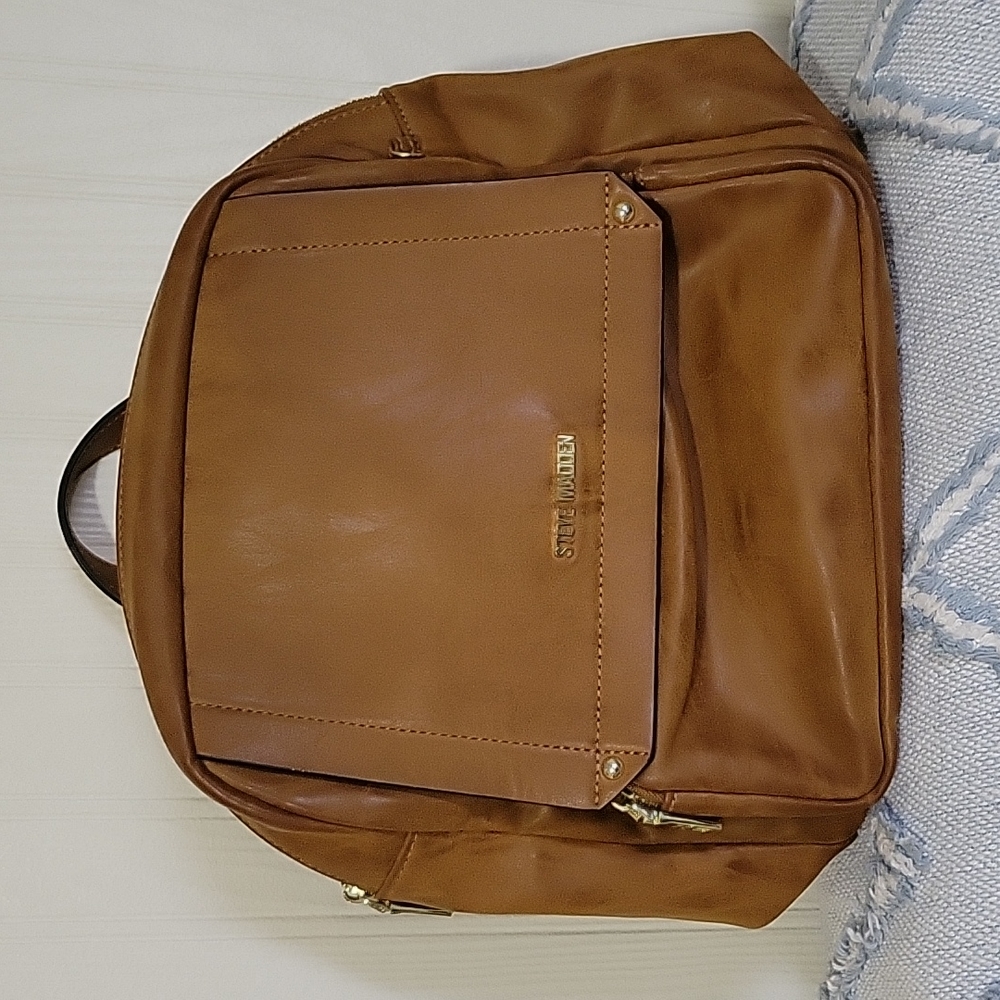 Steve Madden Backpack - Picture 2 of 8